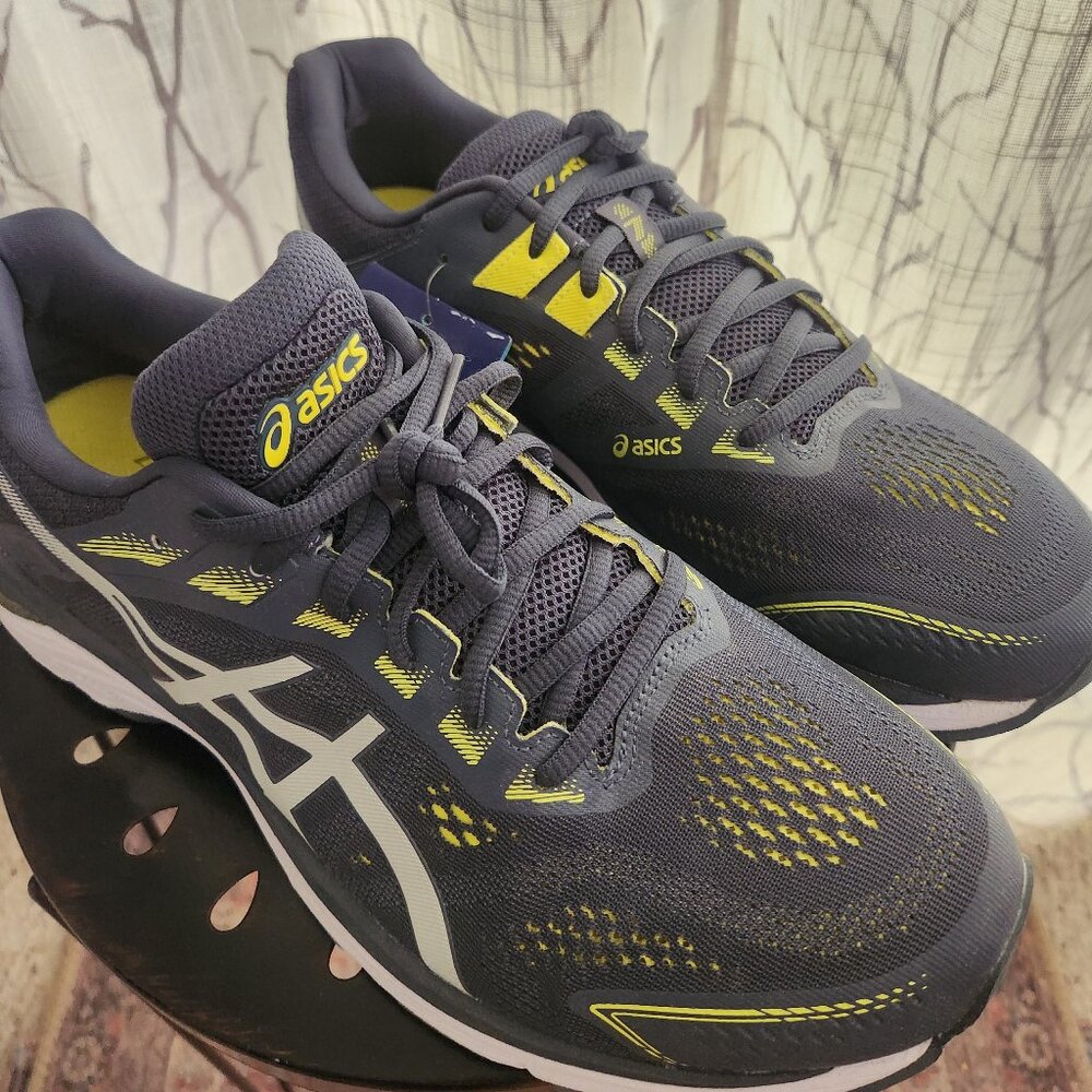 Blue Men's Asics Running Shoes
